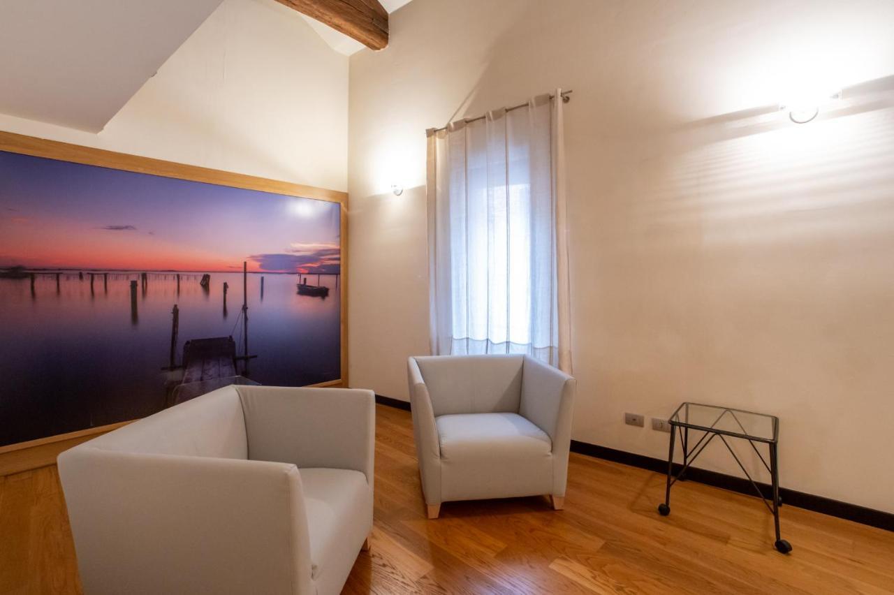 Hotel Annunziata Φεράρα Εξωτερικό φωτογραφία