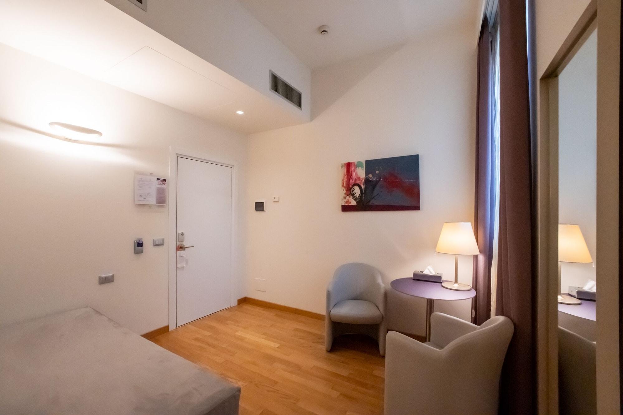 Hotel Annunziata Φεράρα Εξωτερικό φωτογραφία