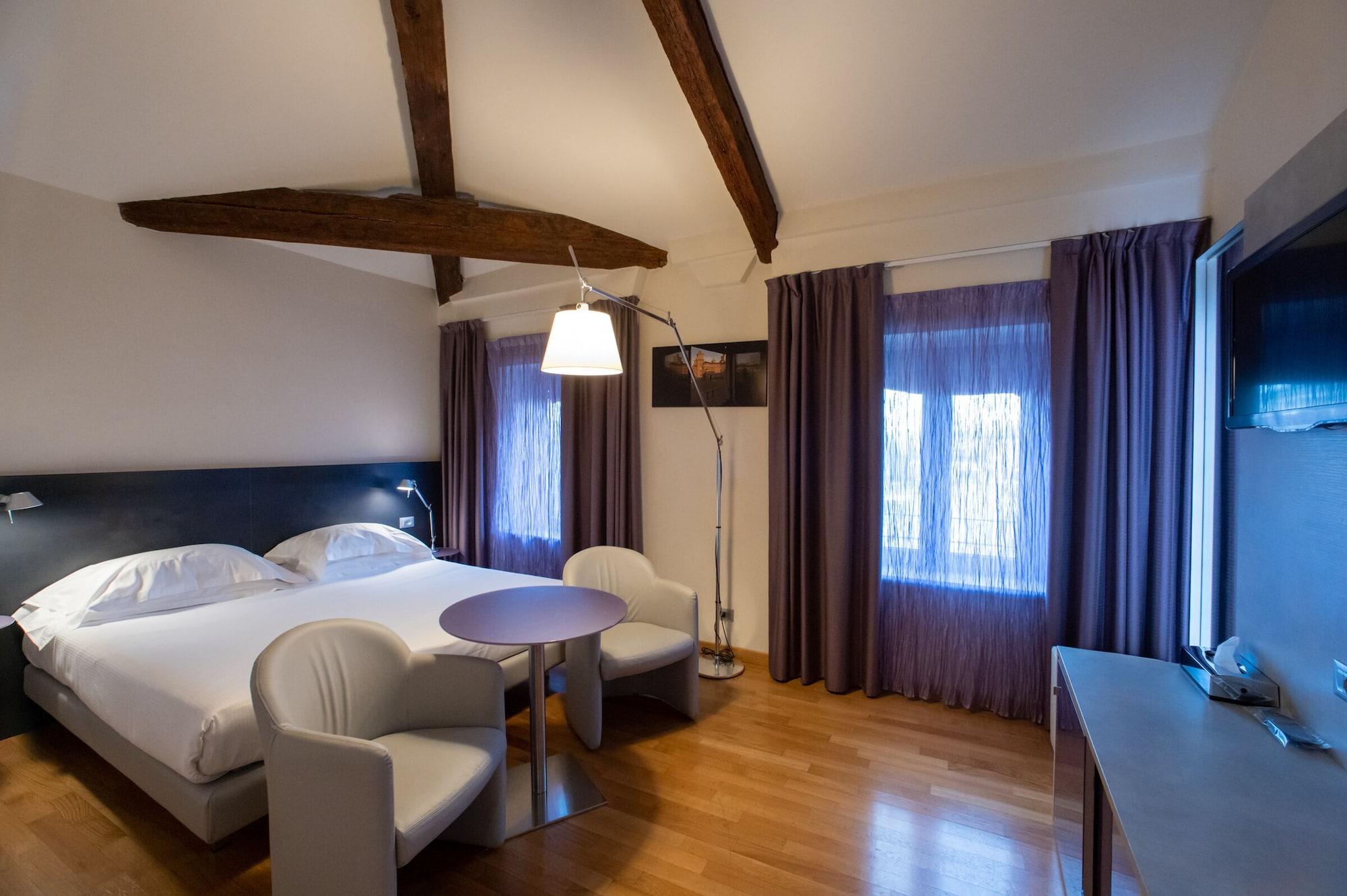 Hotel Annunziata Φεράρα Εξωτερικό φωτογραφία