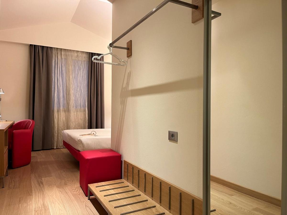 Hotel Annunziata Φεράρα Εξωτερικό φωτογραφία